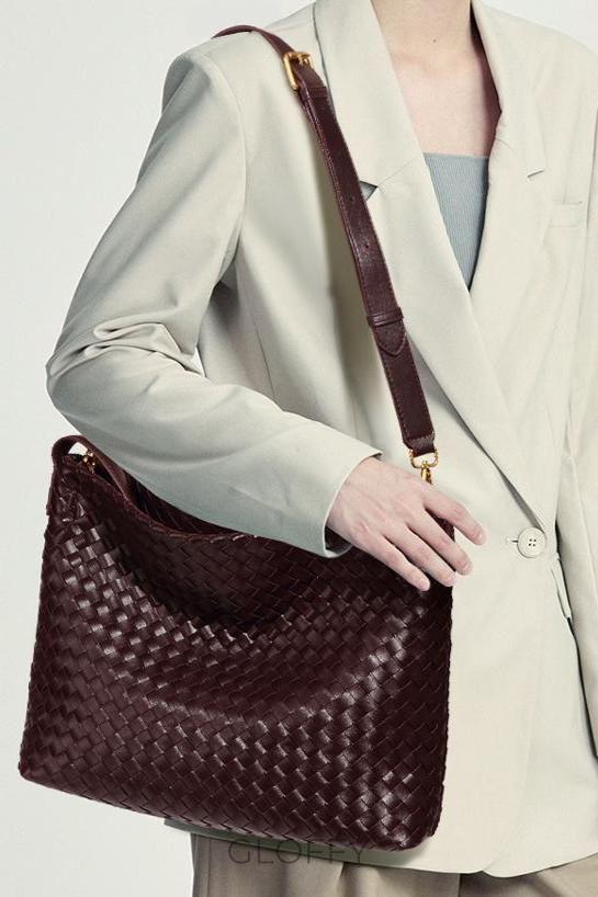 Ardena Örgü Desenli Büyük Omuz Çantası