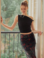 Düz Asimetrik Yaka Crop Top