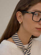 Altın Top Şeklinde Küpe