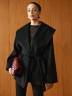 Büyük Yaka Kemerli Palto