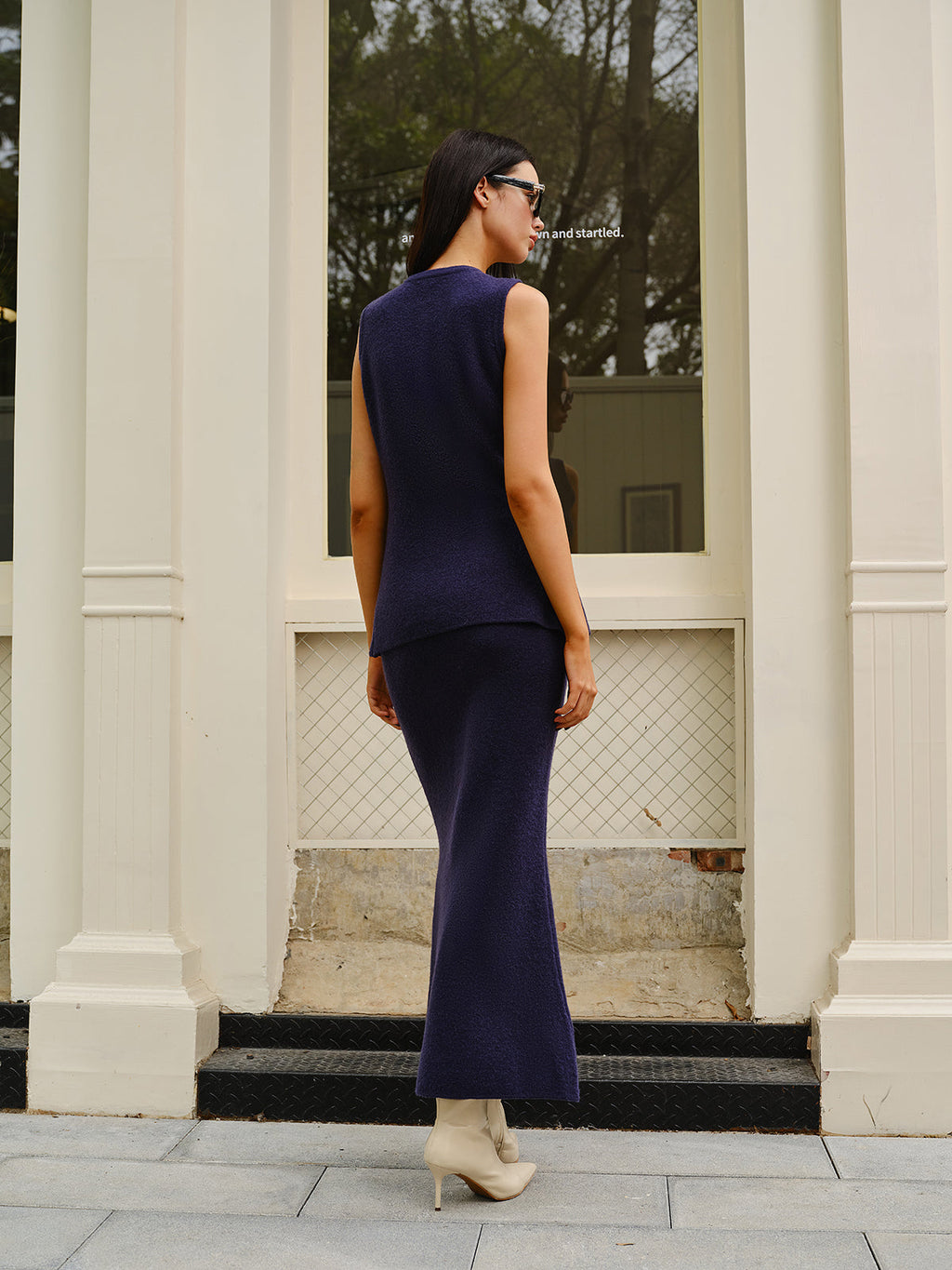 Şık Düğme Detaylı Kolsuz Jarse Etek Takımı