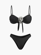 Şık Metal Detaylı Bağlama Ön Bikini Takımı