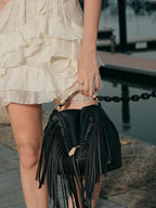 Şık Püskül Telli El Çantası ile Zahmetsiz Tarz