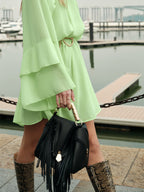 Şık Püskül Telli El Çantası ile Zahmetsiz Tarz