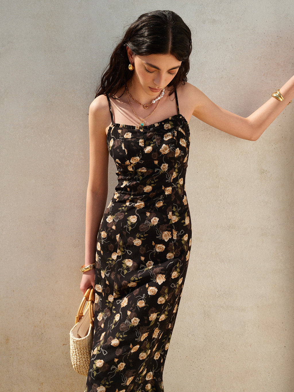 Şık Fırfırlı Etekli Çiçek Desenli Elbise