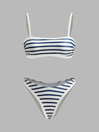 Şık Plaj Görünümü İçin Şık Deniz Çizgili Yüksek Kesim Bikini