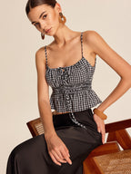Şık Smocked Peplum Gingham Askılı Bluz ile Zahmetsiz Tarz
