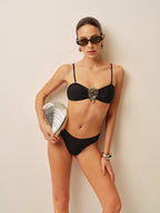 Şık Metal Detaylı Bağlama Ön Bikini Takımı