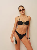 Şık Metal Detaylı Bağlama Ön Bikini Takımı