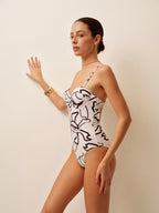 Şık Soyut Baskılı Askılı Tek Parça Mayo