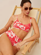 Canlı Tropikal Desenli Bikini Takımı Şık Metal Kapatma ile