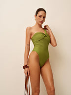 Şık Tek Omuzlu Büzgülü Dönüşlü Mayo