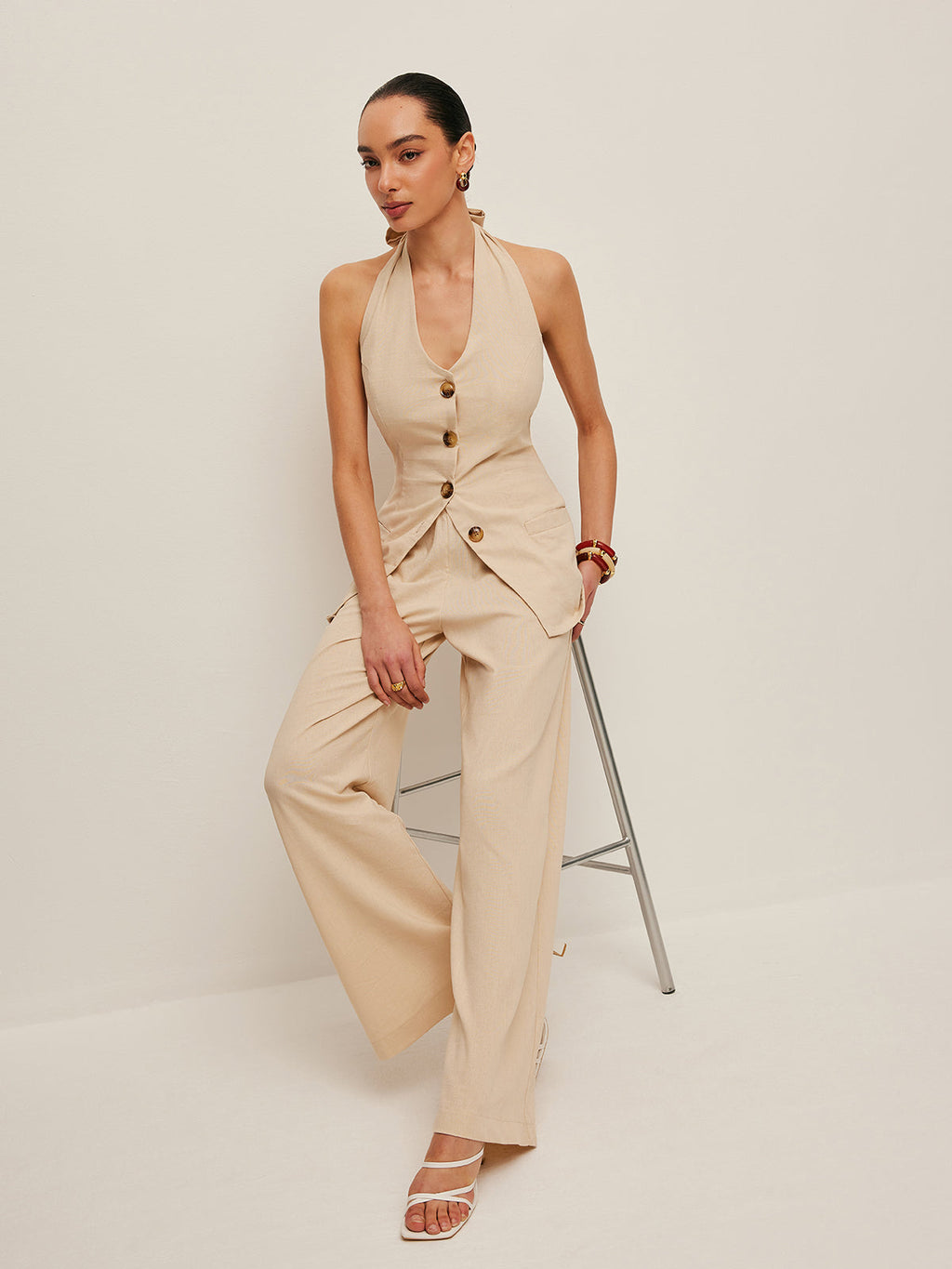 Şık Halter Yaka Fiyonk Detaylı İki Parça Pantolon Takımı