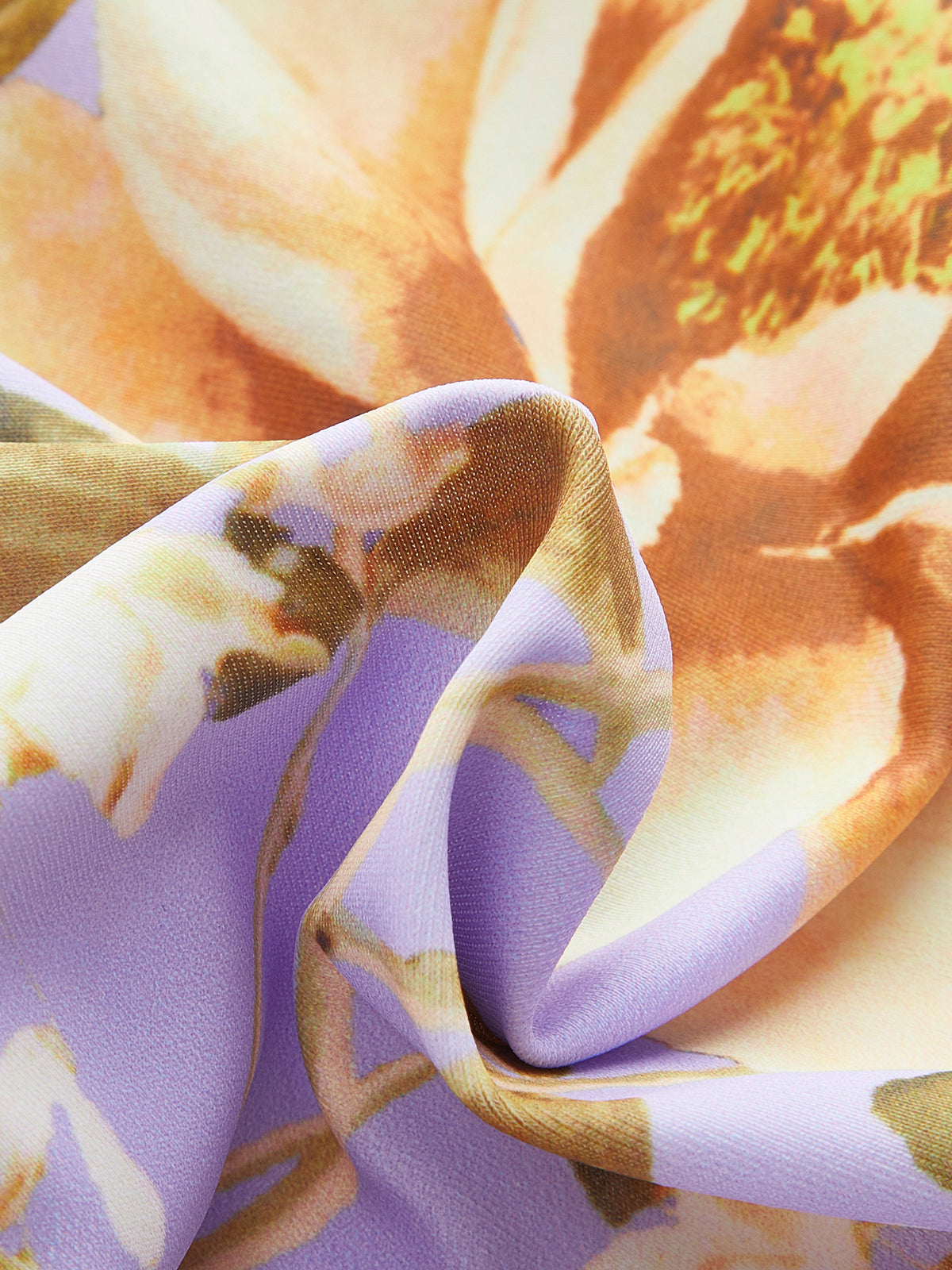 Şık Kesim Detaylı Fiyonklu Spagetti Askılı Tek Parça Mayo