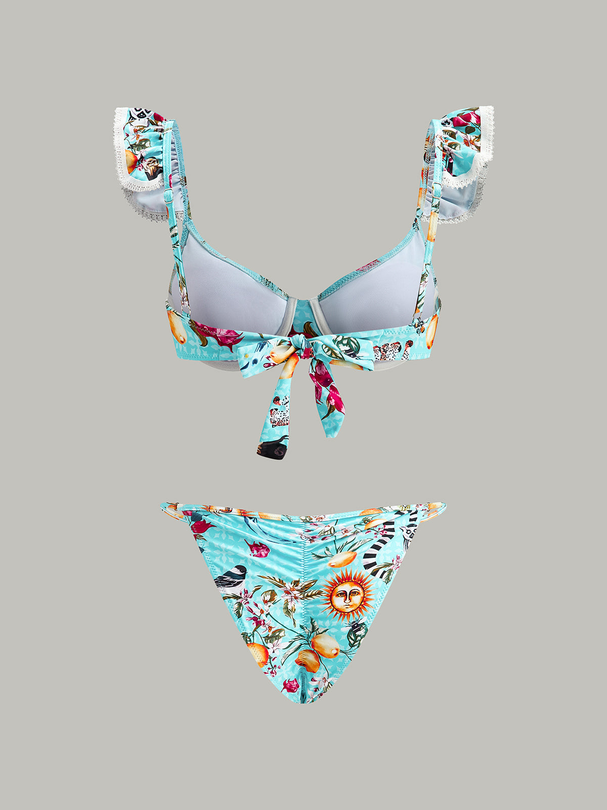 Çarpıcı Çiçek Desenli Bikini Takımı ve Şık Kapama Etek