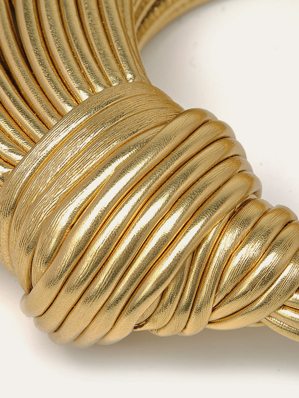 Şık Tarzda Sarılmış Altın Renkli El Çantası