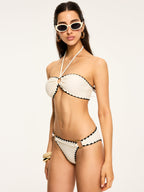 Kontrastlı Kenarlı Bikini Takımı Şık Bir Tarz İçin