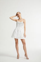 Radiance Elegance Beyaz Taş İşlemeli Straplez Mini Elbise